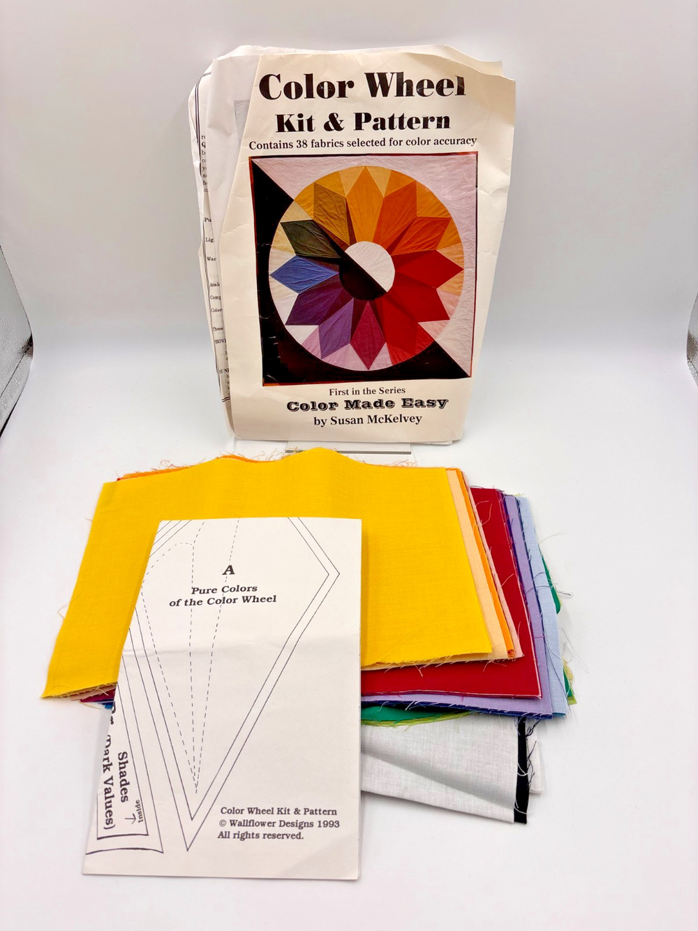 Color Wheel Quilt Kit Fabric Solids Susan McKelvey Wallflower Designs 1993 Uncut